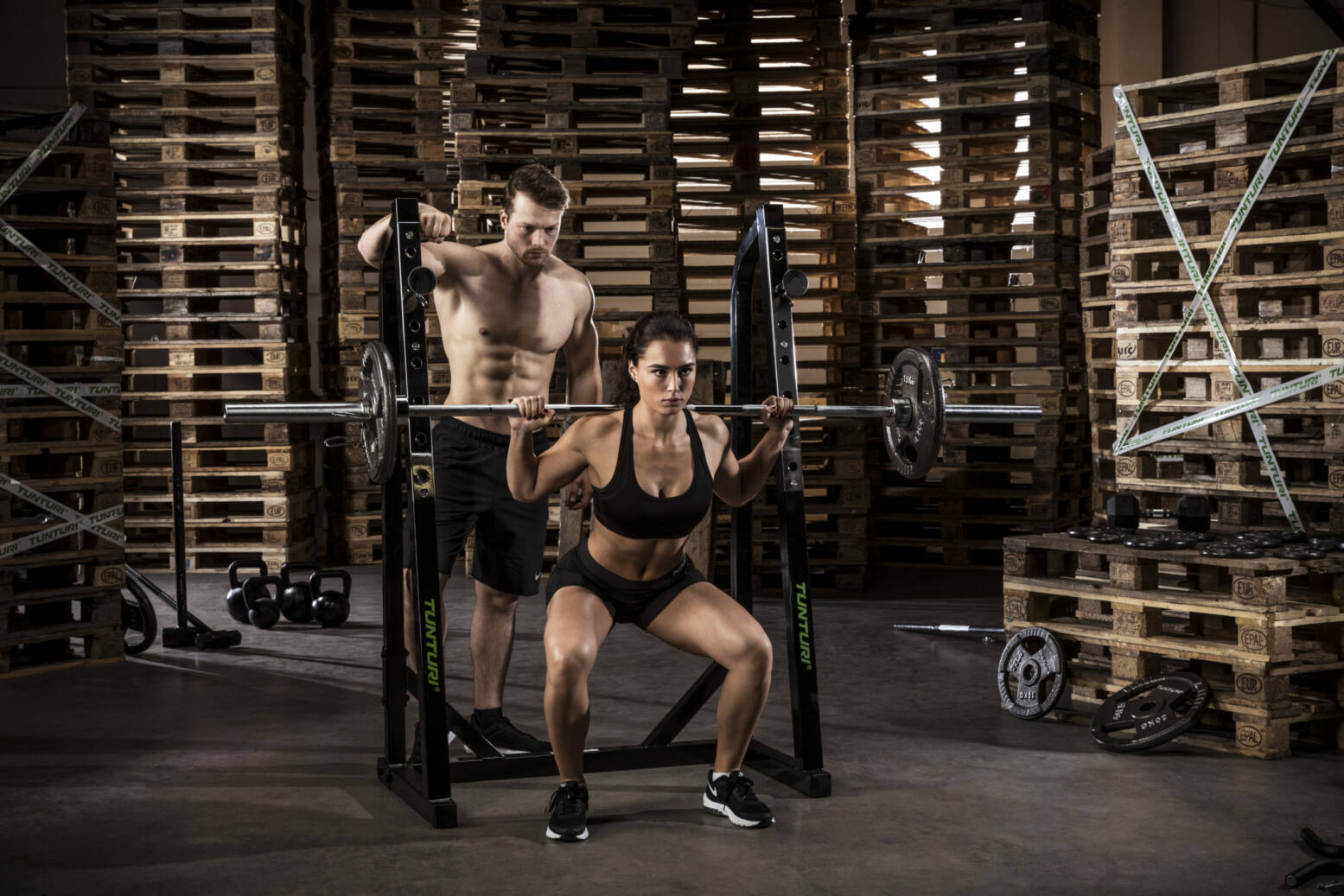 Tunturi WT40 Squatrek - Squat Rack-531123