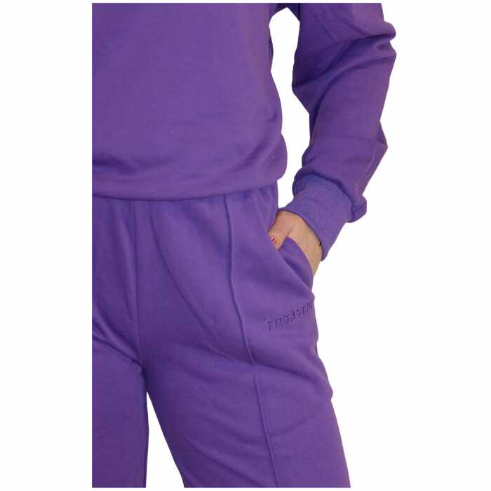 Fittastic Sportswear Regular pants - Lush purple