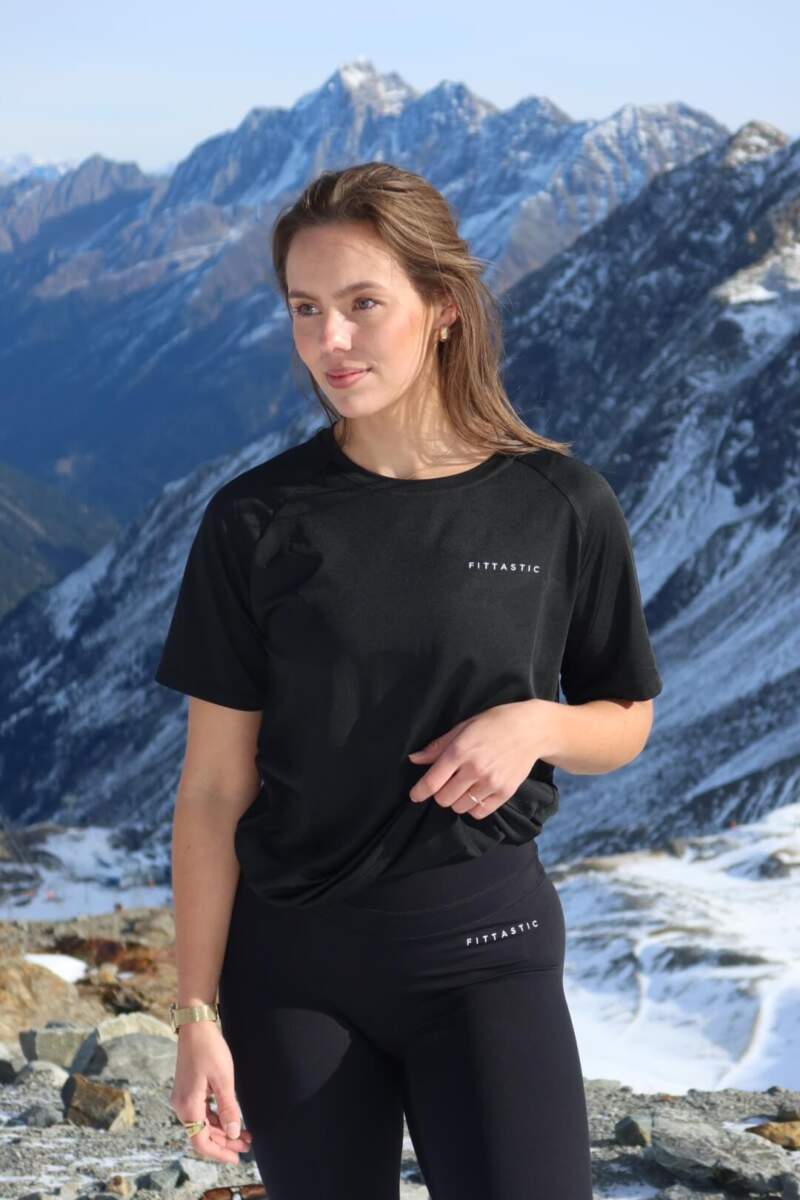 Fittastic Sportswear T-shirt - Chic black
